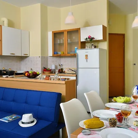 Sweet Lena Apartment